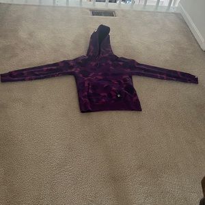 Size Large (runs small tho..more like a medium)